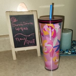 Starbucks 2023 Spring Floral Peony Venti Tumbler ~ NWT